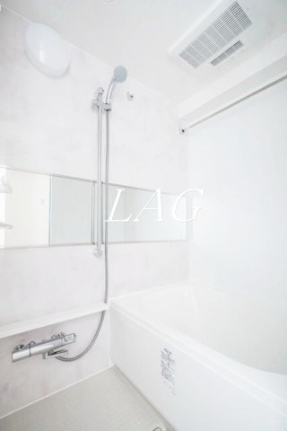 バス・シャワールーム　お風呂です。