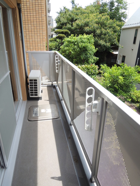 バルコニー　※別室参考写真