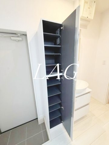玄関　玄関です。