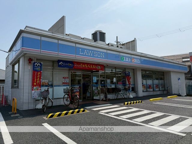 コンビニ　ローソン　堺鳳南町五丁店（コンビニ）まで304m
