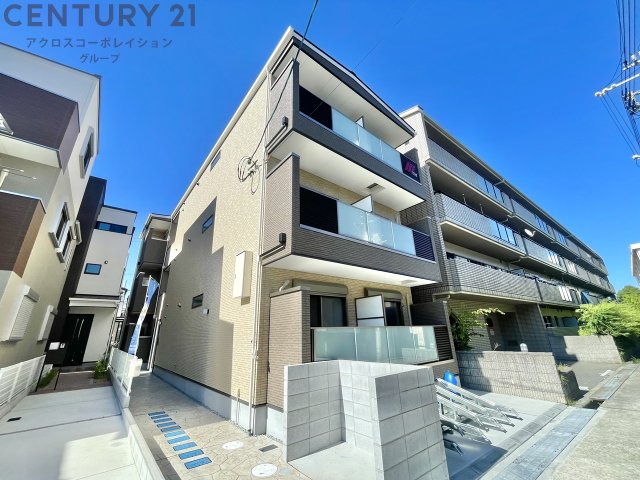 建物外観　オートロック付きで安心です！