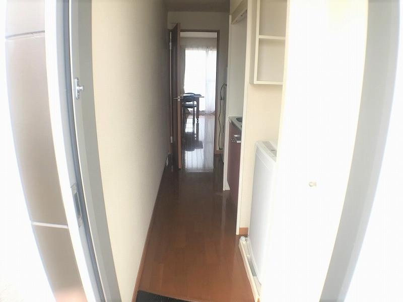 レオパレス御堀IIの玄関写真
