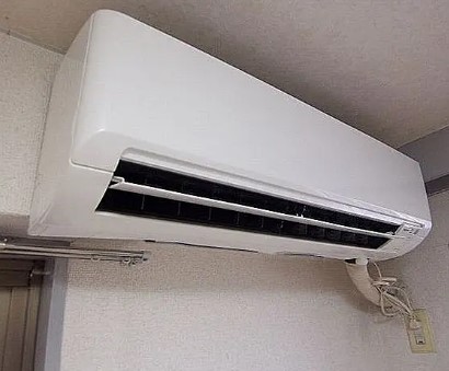 その他　エアコン付き