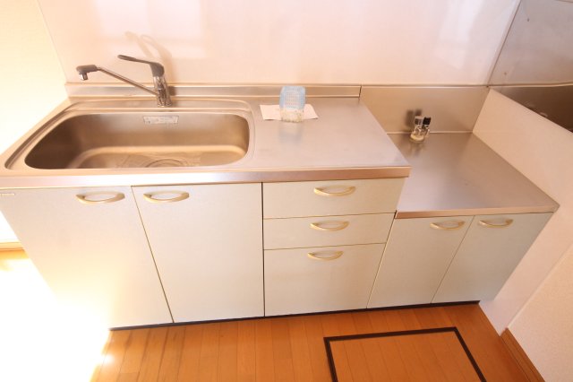 キッチン　※同物件別号室の写真になります