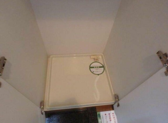 その他設備　室内洗濯機置き場。