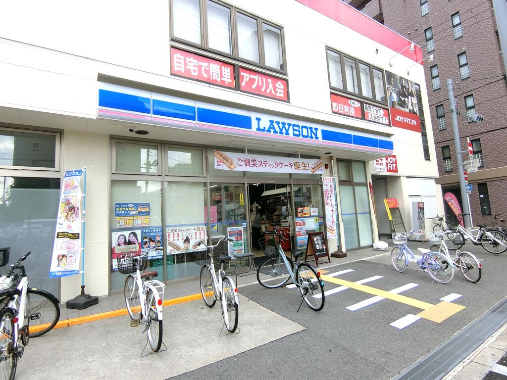 コンビニ　ローソン東三国四丁目店（コンビニ）まで302m