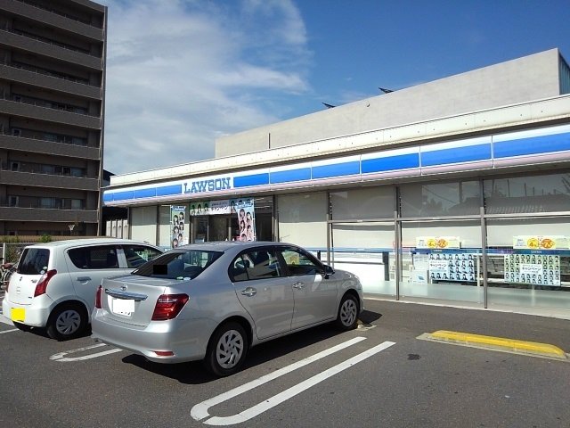 その他　ローソン坂出駒止町店まで500m