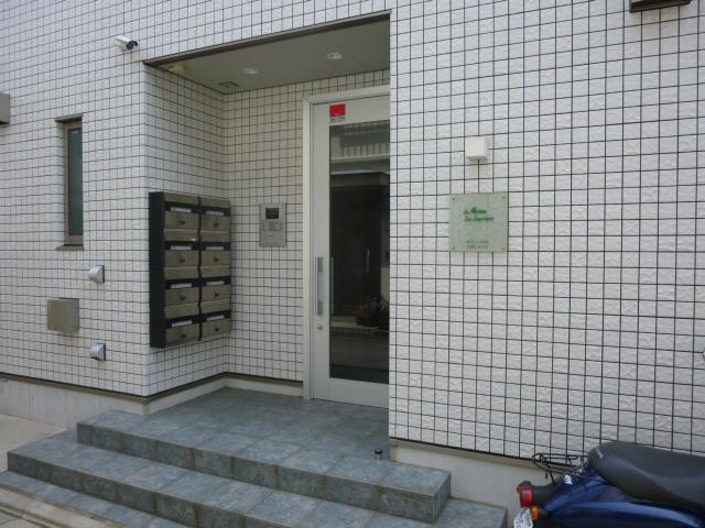 エントランス　オートロック付き