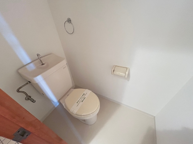 トイレ　清潔感のあるトイレです