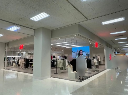 ショッピングセンター　H＆Mイオンスタイル南砂店（ショッピングセンター）まで1005m