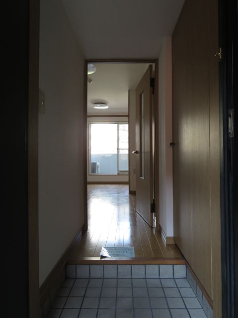 玄関　玄関
