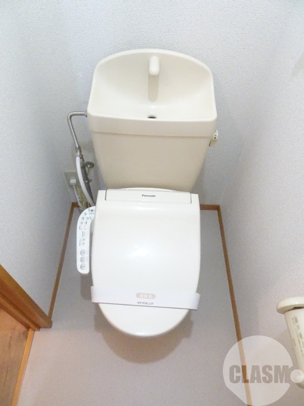 トイレ　ウォシュレット付き