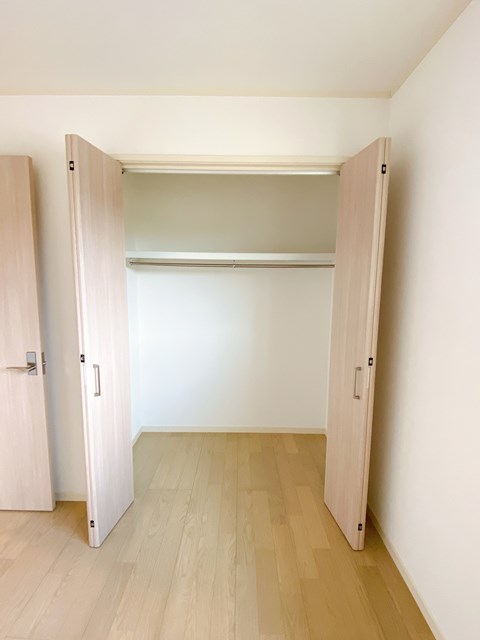 収納　※参考写真※洋室5.7帖のお部屋にあるクローゼットです♪大切