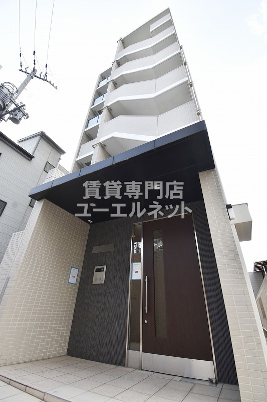 建物外観　綺麗な外観