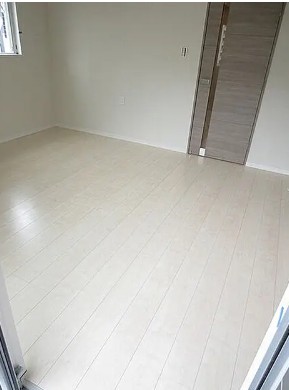 その他部屋・スペース　明るい色調の室内です
