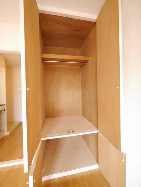 その他設備　★天袋付きの押入★