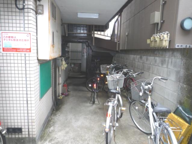 エントランス　エステートナルミ　板橋区　中板橋