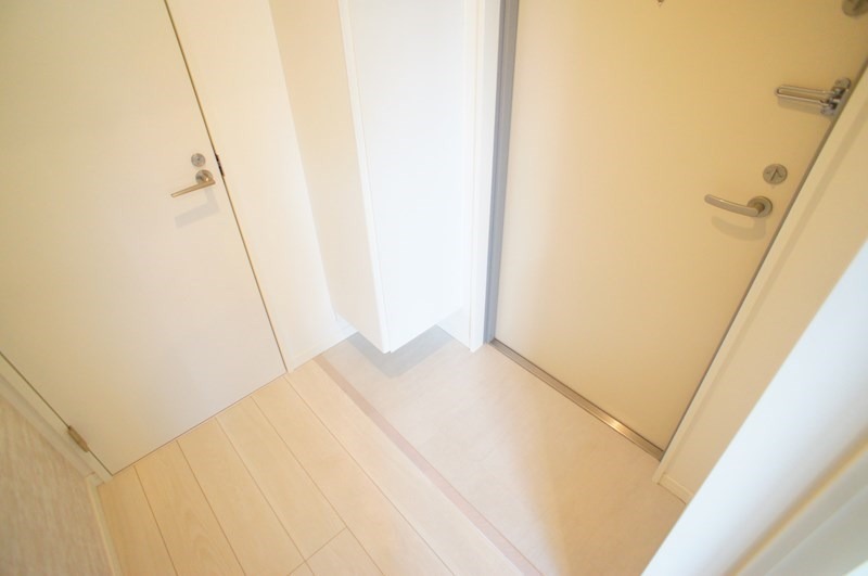玄関　類似物件