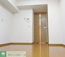 玄関　504号室の反転タイプ
