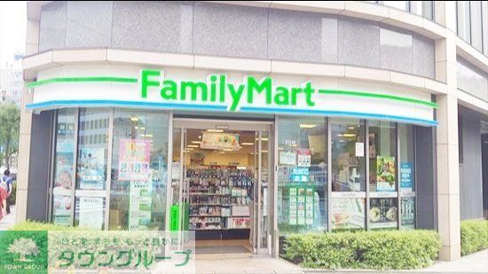 コンビニ　ファミリーマート西五反田一丁目店（コンビニ）まで100m