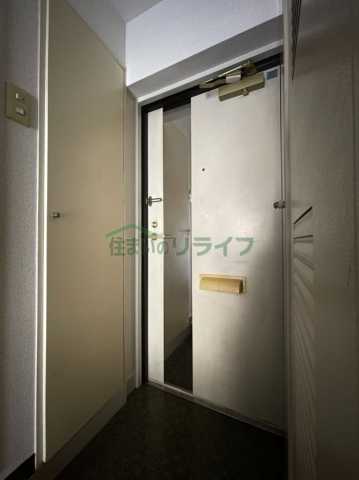 玄関　クレッセント三軒茶屋(参考画像)