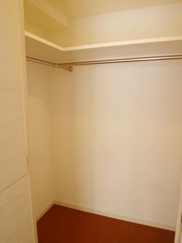 収納　★収納いっぱいウォークインクローゼット★