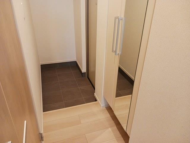 玄関　玄関内