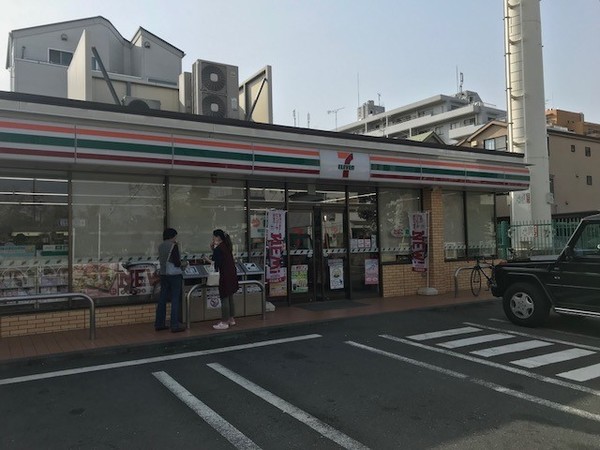 コンビニ　セブンイレブン世田谷成城８丁目店（コンビニ）まで116m