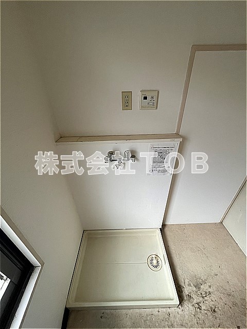 その他　洗濯機置き場※クリーニング中の写真