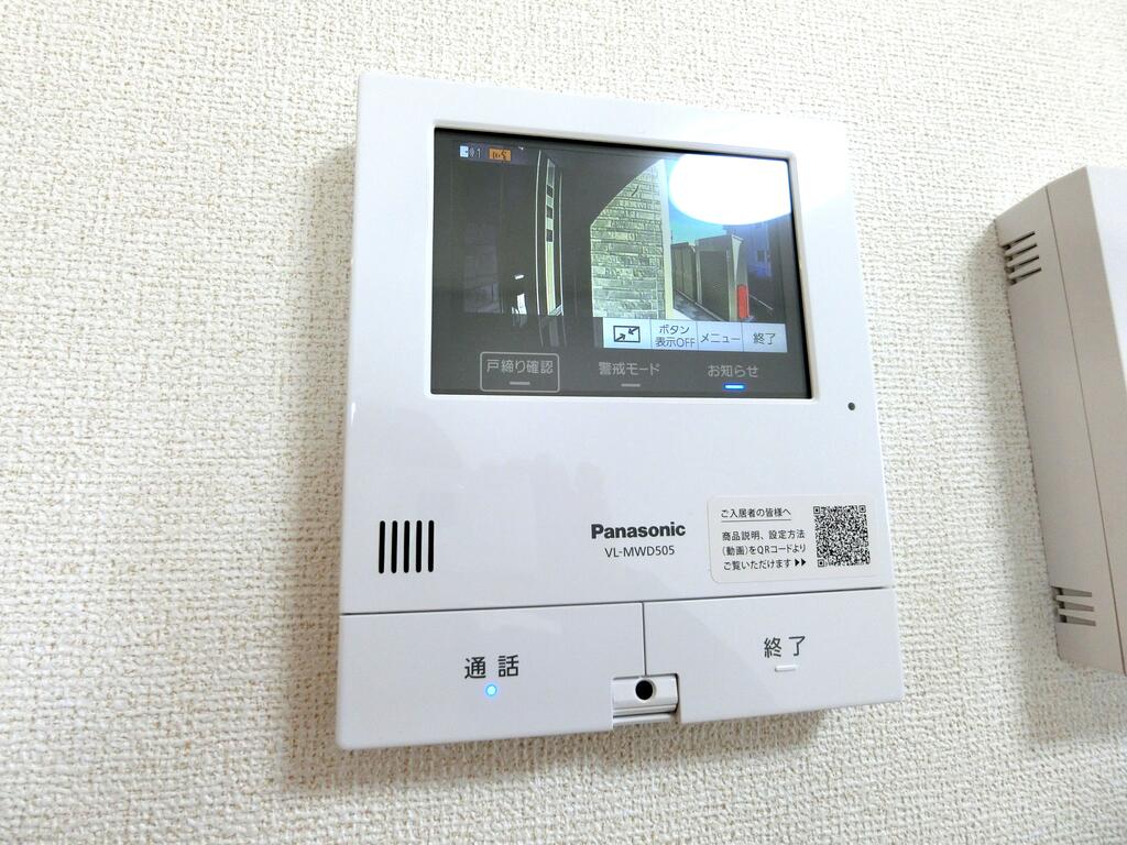 セキュリティ　同型物件の写真、配色に違いあり