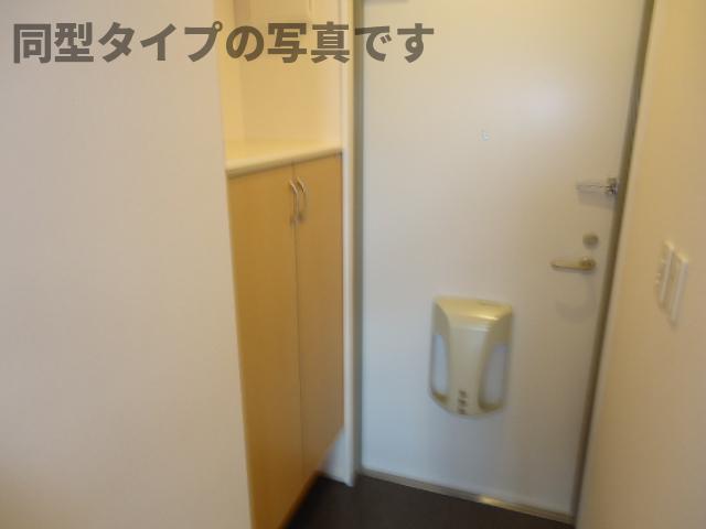玄関　玄関（イメージ）