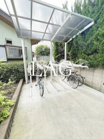 その他共有部分　駐輪場になります。