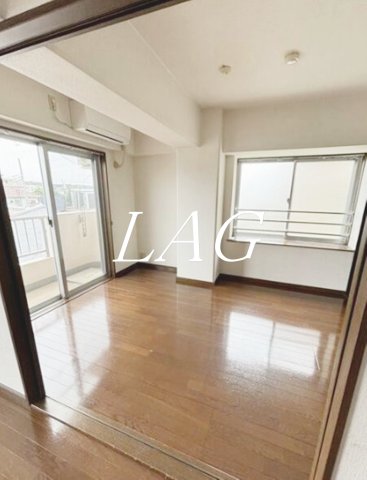 居室・リビング　洋室のお部屋です。