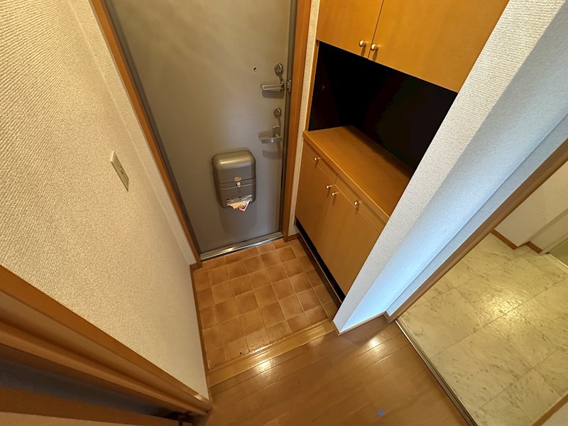 イーストハイム2の玄関写真