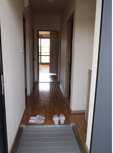 玄関　図面と現状に相違がある場合には現状を優先