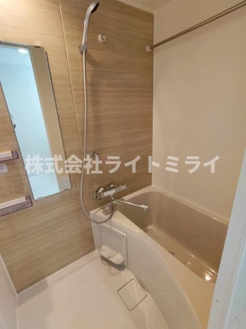 バス・シャワールーム　?