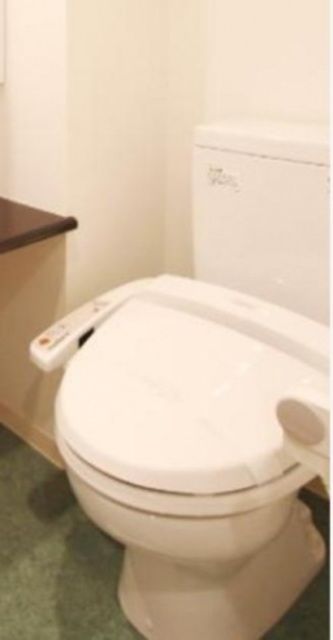 トイレ　プラウドフラット三軒茶屋のトイレ