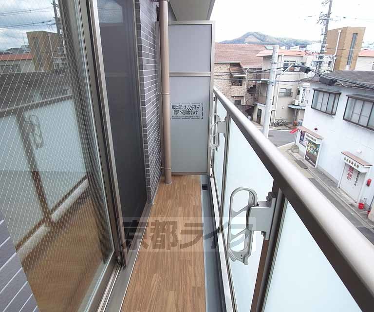 バルコニー　南向きバルコニーで日当たり良好です！