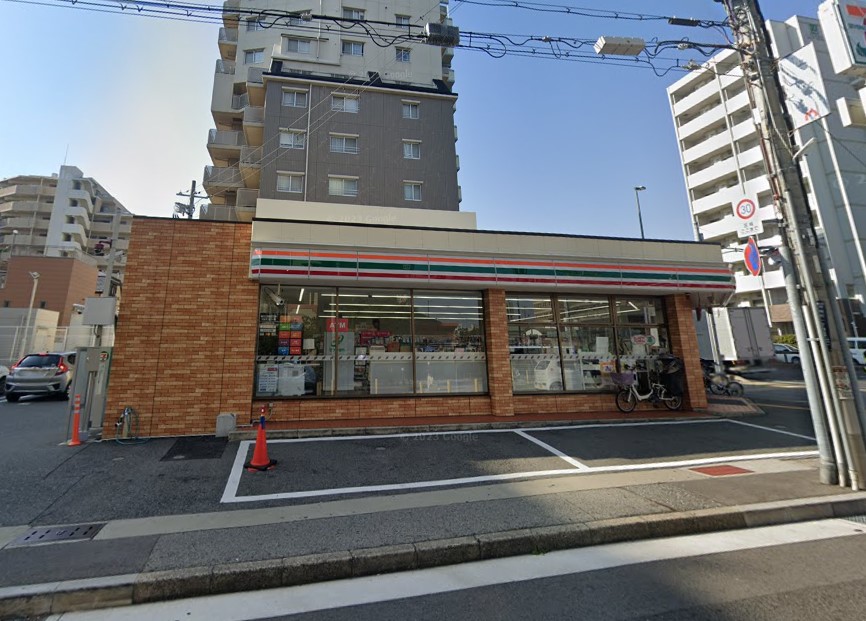 コンビニ　セブンイレブン 神戸本山駅南店（コンビニ）まで165m