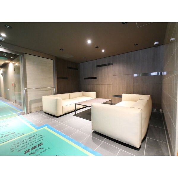 ロビー　★見学予約受付中★
