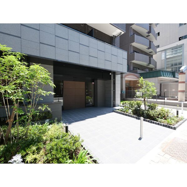 エントランス　★見学予約受付中★