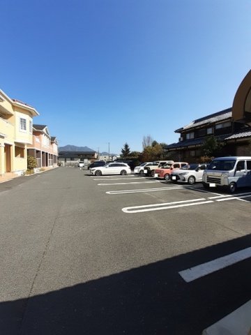 駐車場　駐車場です