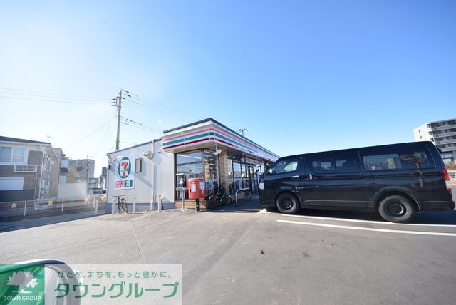 コンビニ　セブンイレブンみらい平駅入口店（コンビニ）まで2760m