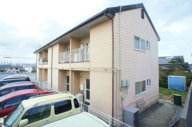 建物外観　外観は落ち着いています