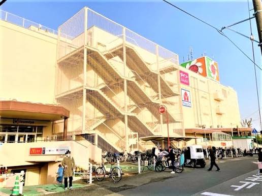 スーパー　イズミヤショッピングセンター昆陽店（スーパー）まで943m