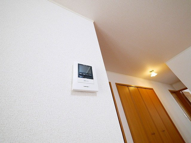 セキュリティ　モニター付きインターホンです