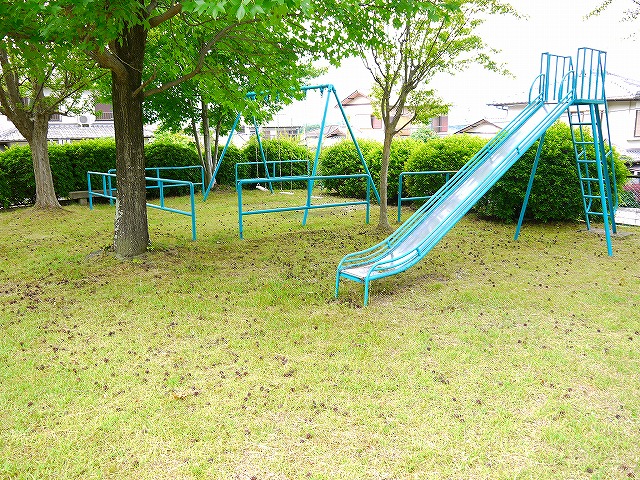 公園　帝塚山三丁目第２号街区公園（公園）まで1987m
