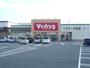 ドラックストア　V・drug豊川北店（ドラッグストア）まで439m