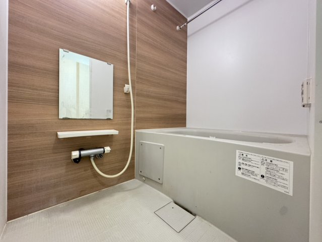 バス・シャワールーム　当社、チルホームのHPもご覧ください(^^)/物件情報多数♪