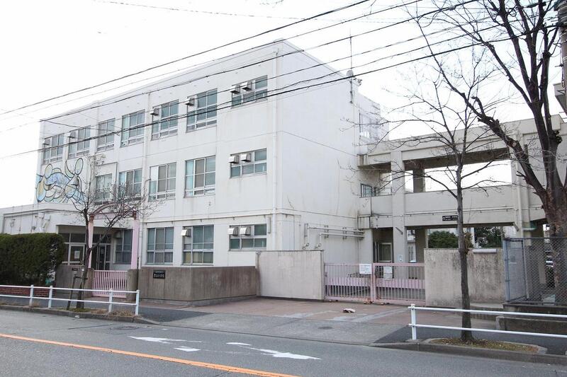 小学校　名古屋市立豊治小学校（小学校）まで891m